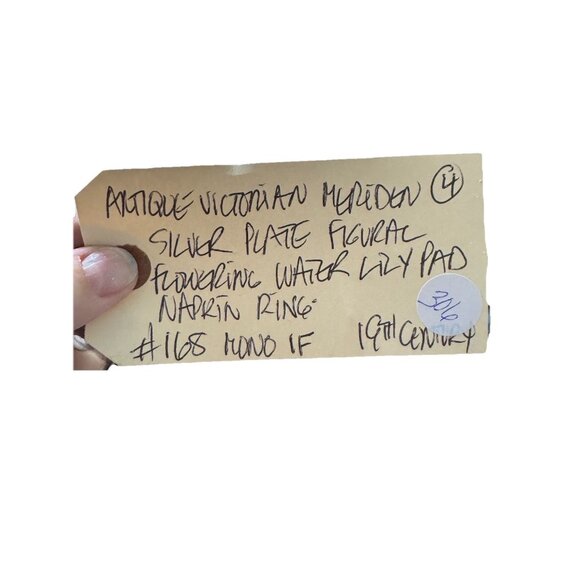 1896 MERIDEN, USA QUADRUPULE PLATED LARGE HEAVY SET LILY PAD NAPKIN RING - Picture 6 of 6